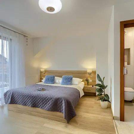 U Alicji I Jana Çiftlik konaklama